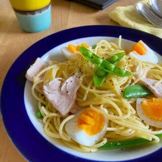 スナップえんどうと鶏ハムのパスタ♪